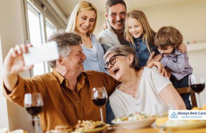 Holiday Gatherings and Aging Parents: Recognizing When It’s Time for Help