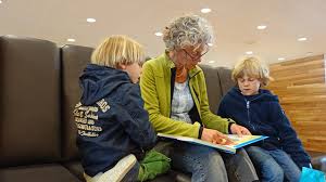A GREAT LIFE STORY — HOW TO ENCOURAGE A SENIOR LOVED ONE TO OPEN UP