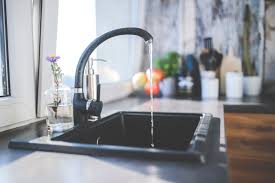 3 BIG BENEFITS OF PROPER HYDRATION FOR SENIORS