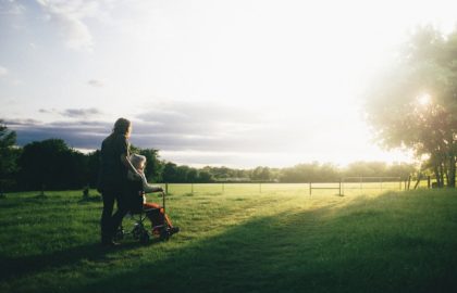 FRESH AIR AND FITNESS: SAFE OUTDOOR EXERCISE ROUTINES FOR SENIORS IN EDMONDS
