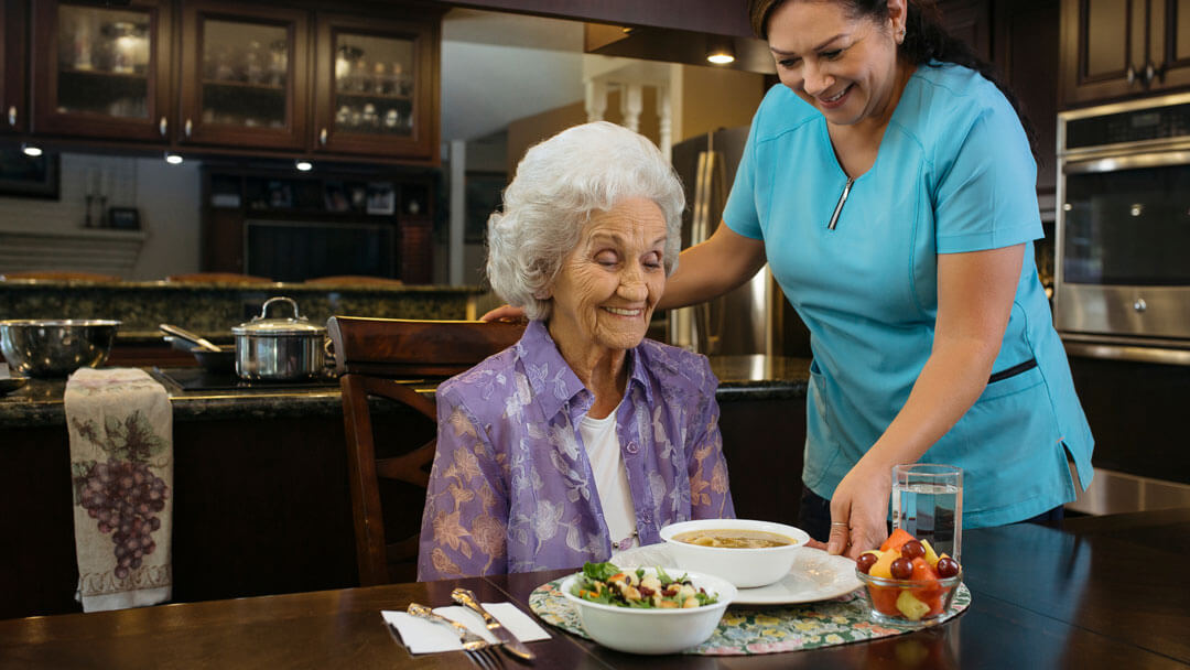 serving patient food