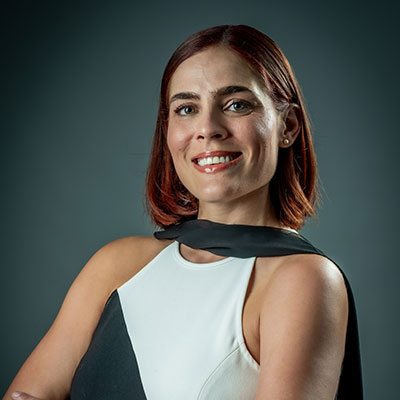JULIA KRIVI