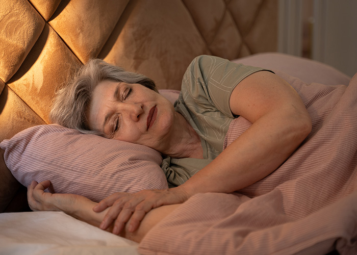 Sleep Soundly: 8 Tips for Seniors for a Better Night’s Rest