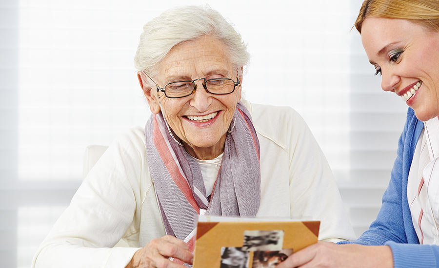 Dementia Caregiver Support [10 Resources for Caregivers]